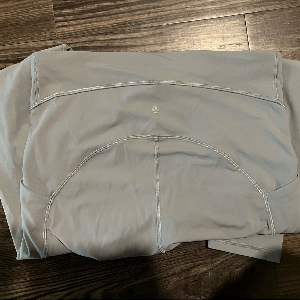 Grey Lululemon power thru high rise Leggings 25”